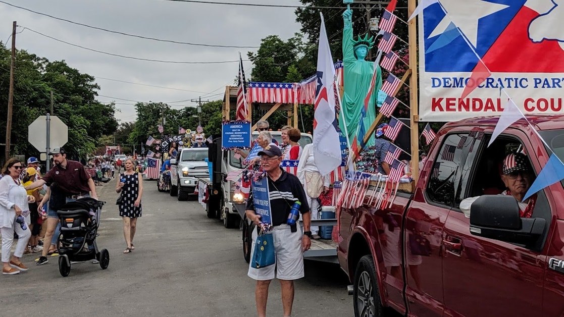 Kendall Cty Dem Party Comfort 4th of July Parade! · Kendall County